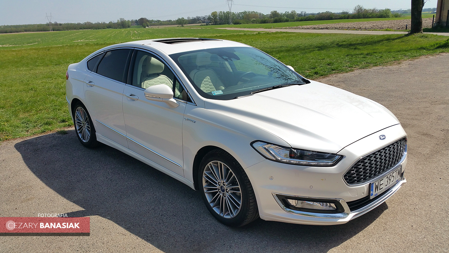 Ford Mondeo 2.0 Hybrid 187 KM eCVT Vignale Efektownie